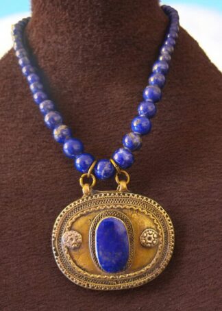 Collier en lapis lazuli