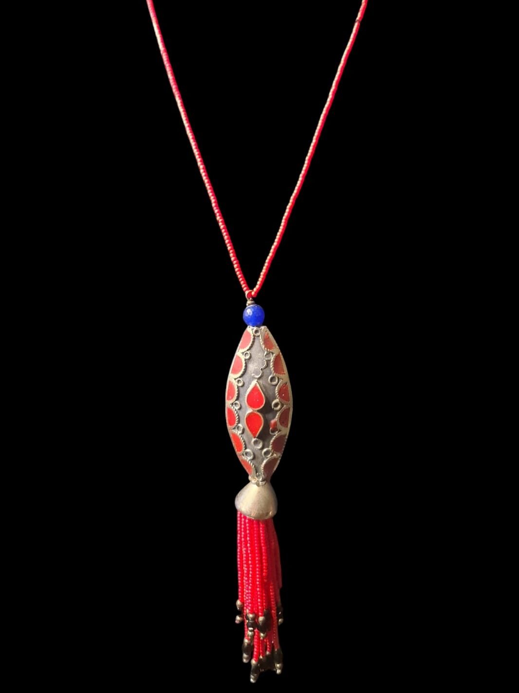 Collier en forme de poisson