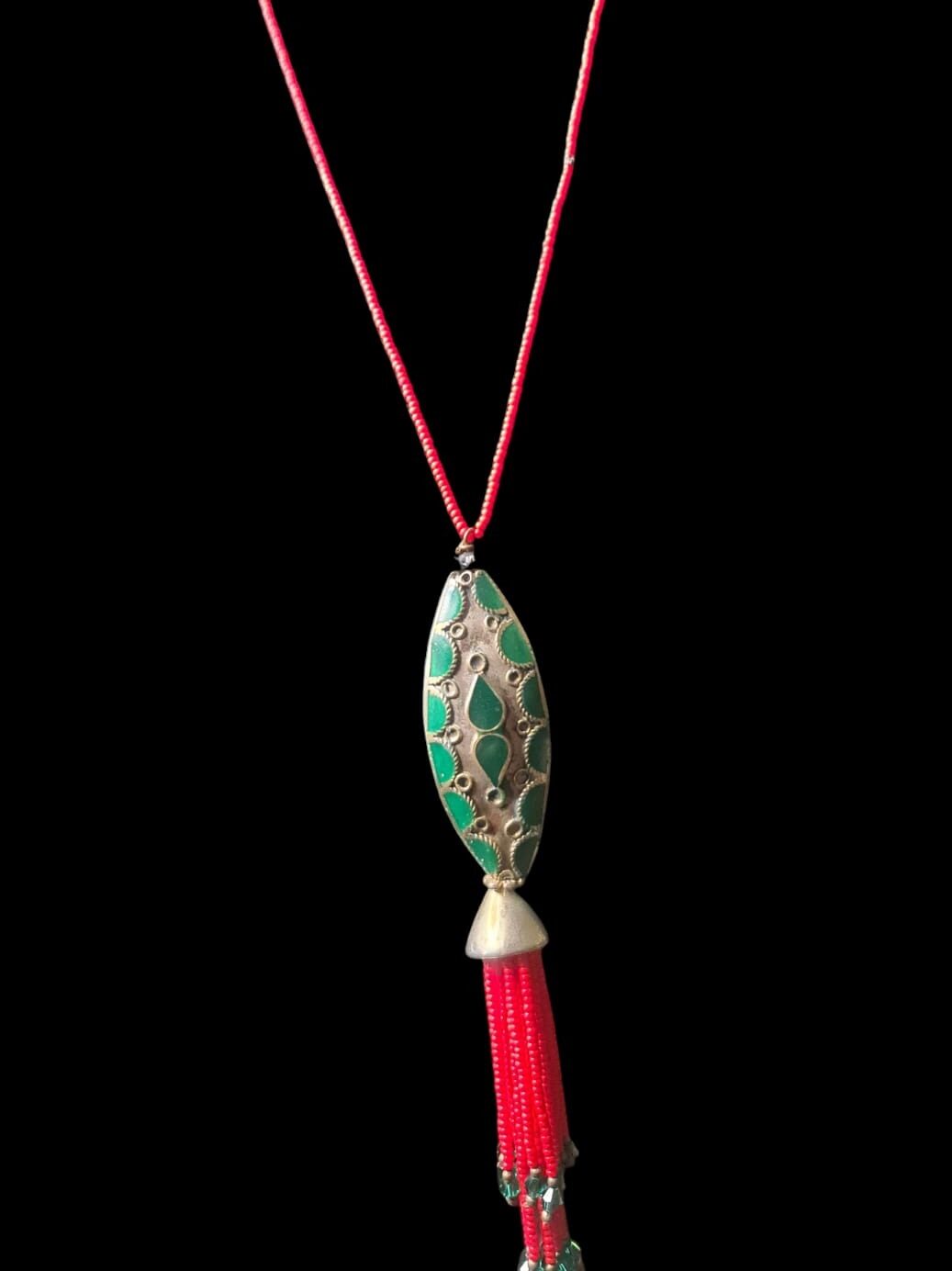 Collier en forme de poisson